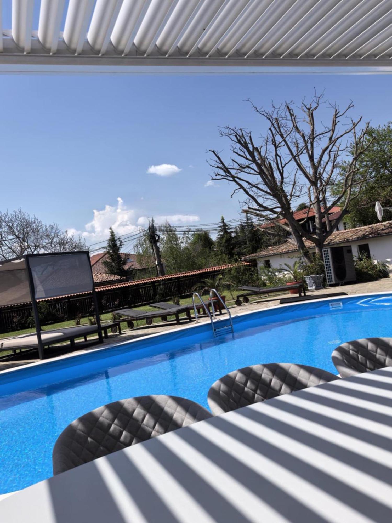 ארבאנאסי Angliiska Vila מראה חיצוני תמונה